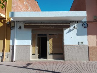 Venta y alquiler local comercial