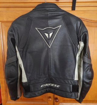 Cazadora Dainese Cuero Talla 50-52
