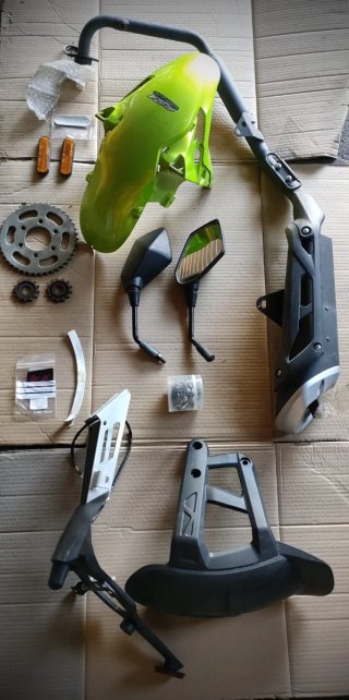 Keeway RKF 2125cc Naked Verde/Negra