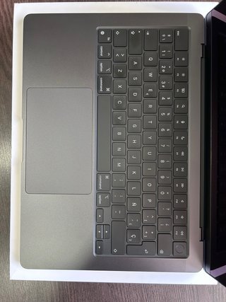 MacBook Pro 14” M4 16GB/512GB Space Gray
