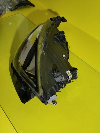 FARO DELANTERO IZQUIERDO SEAT LEON III