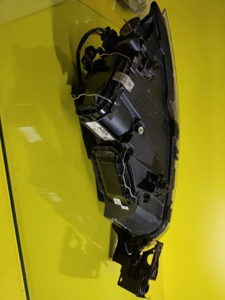 FARO DELANTERO IZQUIERDO SEAT LEON III