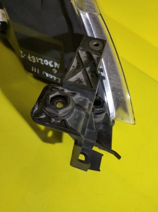 FARO DELANTERO IZQUIERDO SEAT LEON III