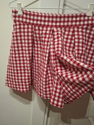 Falda  short corta verano Zara cuadros rojos