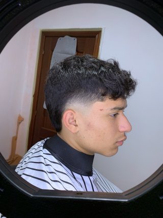 Barbero a domicilio, reserve su cita ahora.