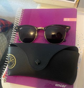 Lentes Ray-Ban Clubmaster Negro/Dorado