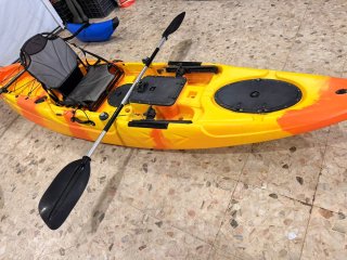 Kayak Alborán con pedales y timón