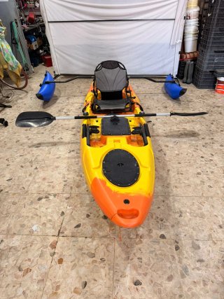 Kayak Alborán con pedales y timón