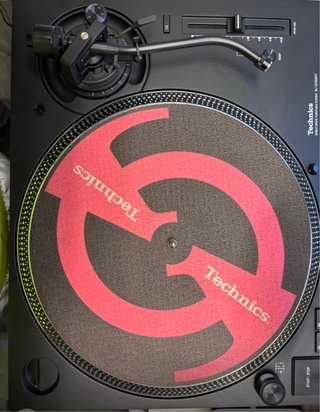 Technics SL-1210MK7 - Tocadiscos( reservado)