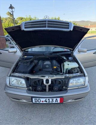 Mercedes-Benz C240 1998