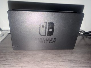 Nintendo Switch + Accesorios
