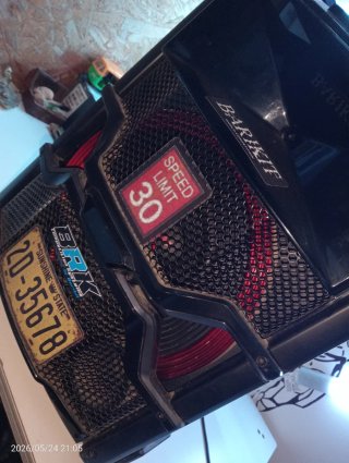 Altavoz LG 500W RMS Negro/Rojo