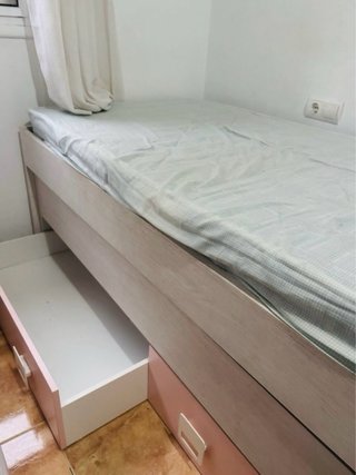 Cama nido con colchón y armario