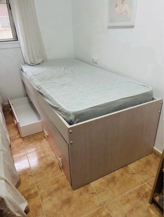 Cama nido con colchón y armario