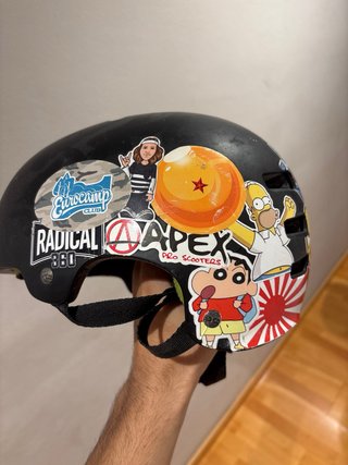 Casco DSG Negro con Stickers S-M