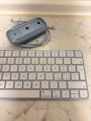 Pack Teclado Apple QWERTY Italiano y Ratón Azul