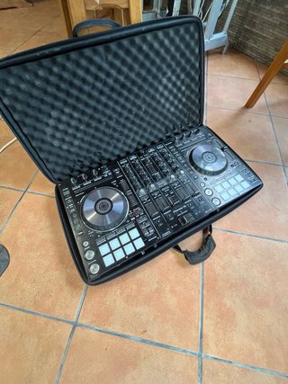 Mesa DJ Pioneer DDJ-RX
