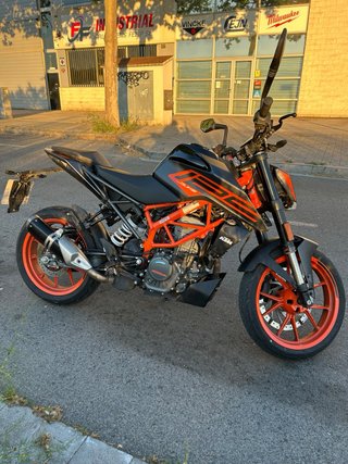 KTM Duke 125