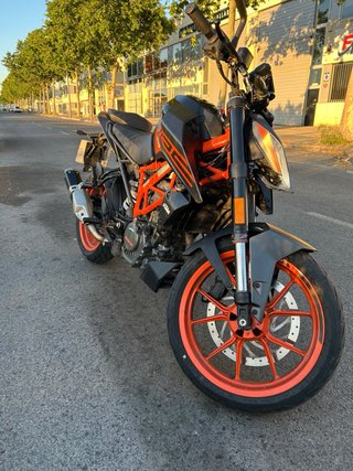 KTM Duke 125