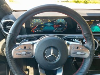 Mercedes Benz A200d AMG Line 150cv 8G-DCT