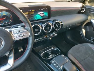 Mercedes Benz A200d AMG Line 150cv 8G-DCT