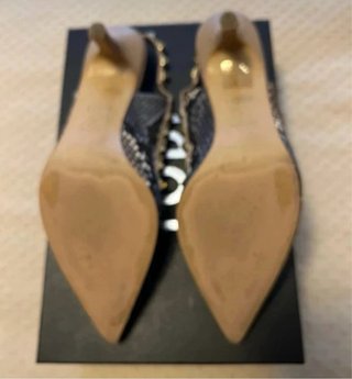 Zapatos de tacón Lodi con tachuelas