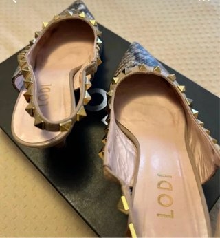 Zapatos de tacón Lodi con tachuelas