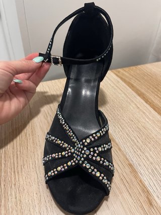 Zapatos de baile latinos con pedrería