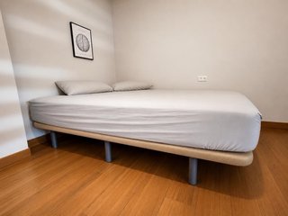 Cama 150cm casi nueva