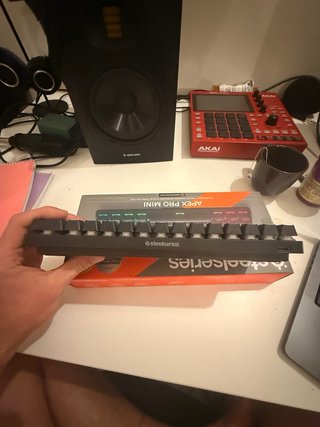 Steelseries Apex Pro Mini Teclado gaming