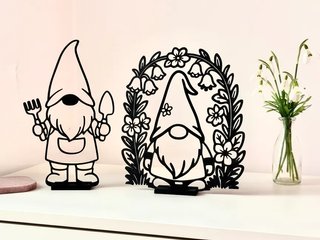Gnomo decorativo con fiori
