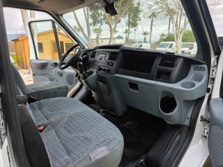 Ford Transit largo y alto