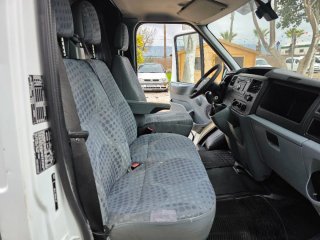 Ford Transit largo y alto