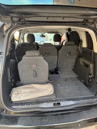 Peugeot 5008 2012