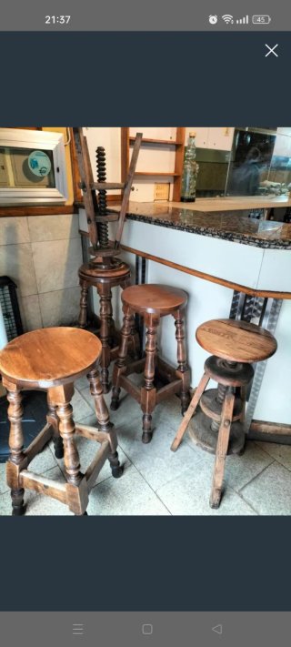 2 Taburetes Madera Marrón