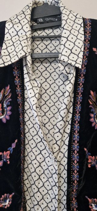 Conjunto camisa y chaleco zara