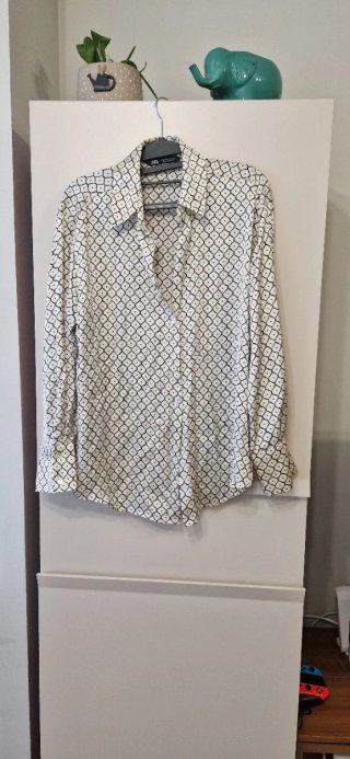Conjunto camisa y chaleco zara