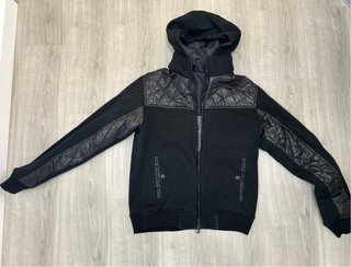 Cazadora Pull&Bear impermeable y polar reversible
