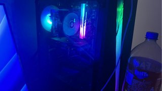 PC Gaming MSI con RGB