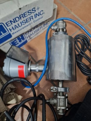 Medidor de Humedad Rndress+Hausser y MMY 17P+DY75
