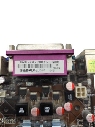 Scheda madre ASUS P5KPL-AM + CPU Intel REGALO