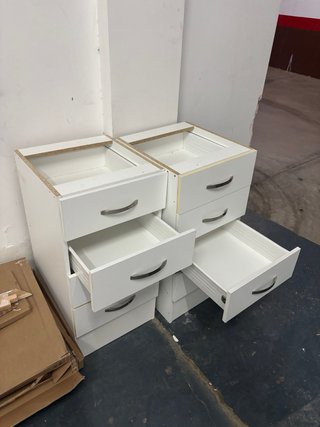 Cajoneras de armario blancas