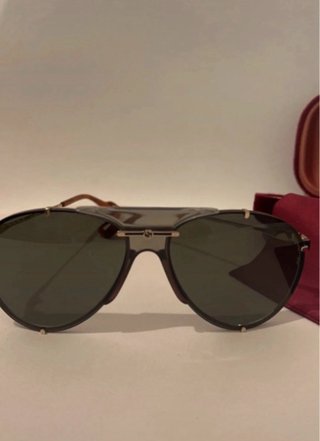 Gafas de sol Gucci Aviator 740s con funda