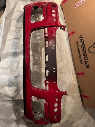 Parachoques Golf 5 GTI Rojo  Recien Pintado