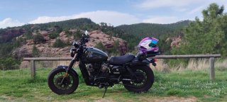 Hyosung GV300 Bobber