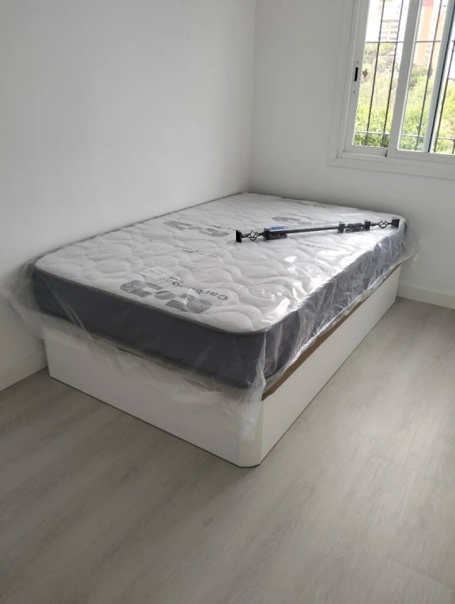 Canapé abatible madera y tela
