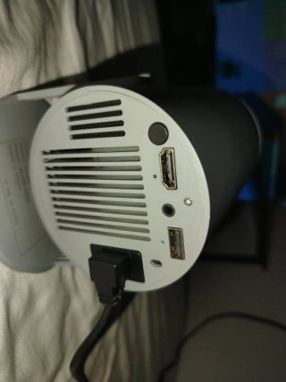 Proyector Portátil MAGCUBIC con mando y cable