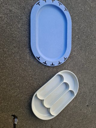 Antipastiera blu con 3 scomparti