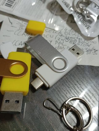 Pendrive 64GB USB y tipo C A ESTRENAR