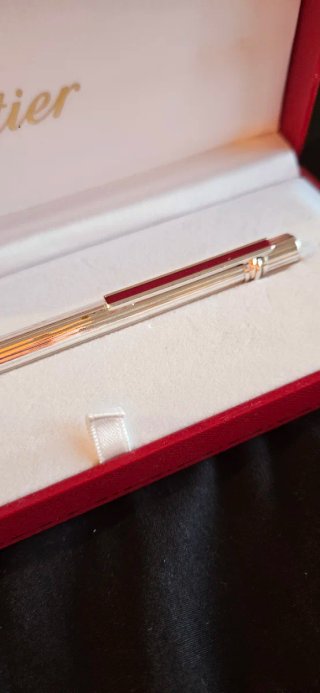 Bolígrafo Cartier Must